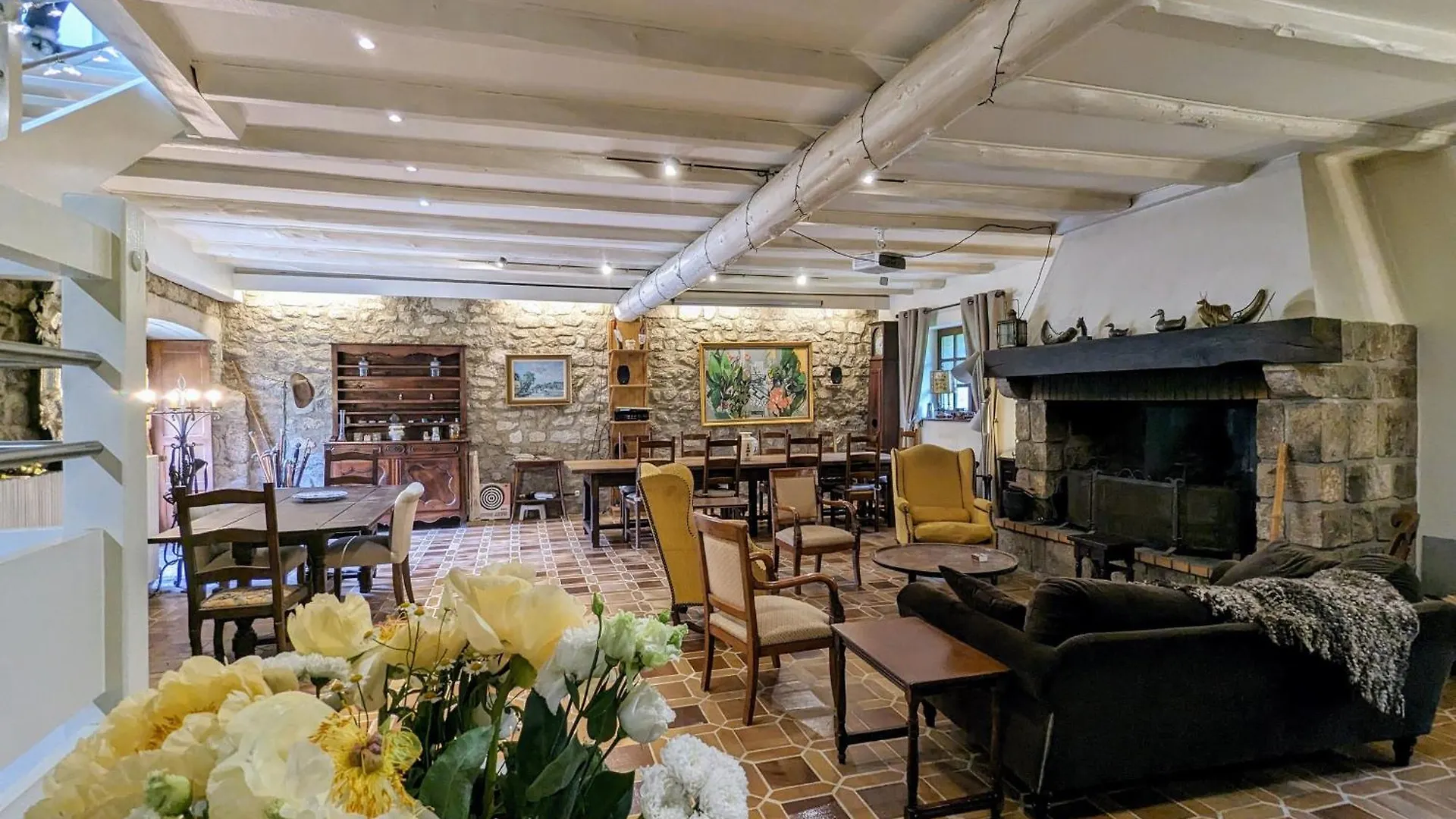 Ferme De Charme Avec Piscine Et Tennis Prives - Fr-1-582-496 Saint-Romain-Lachalm 0*,