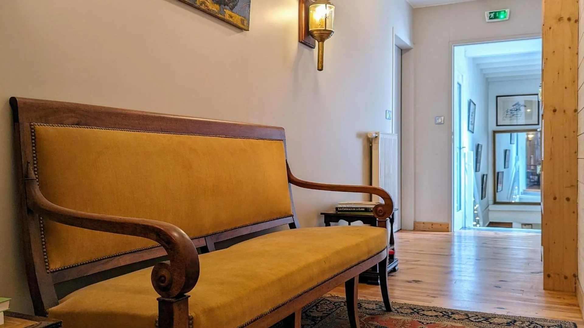 Ferme De Charme Avec Piscine Et Tennis Prives - Fr-1-582-496 Saint-Romain-Lachalm Bed & Breakfast